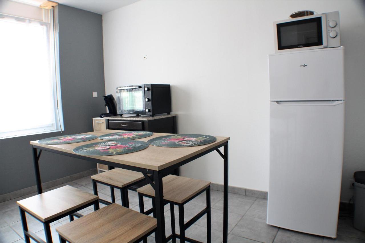 Le Cottage Des Curie Calais Bagian luar foto