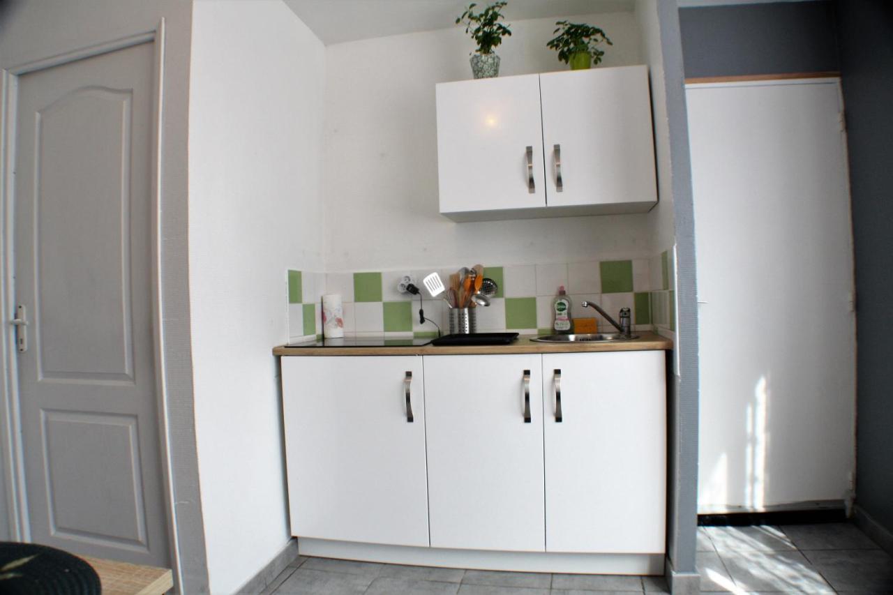 Le Cottage Des Curie Calais Bagian luar foto